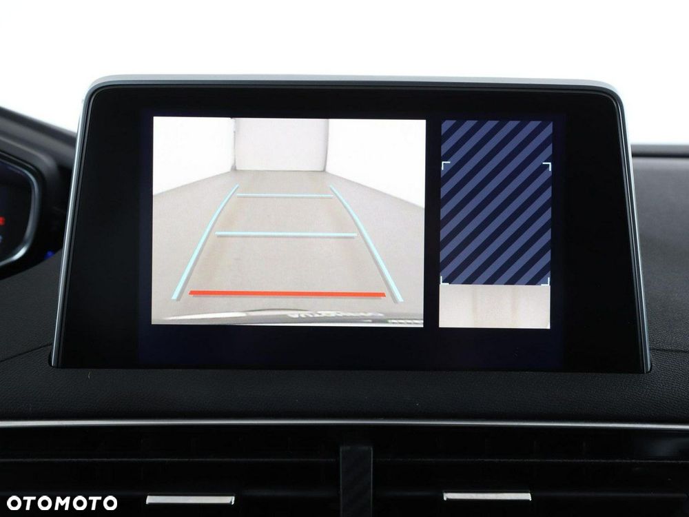 Peugeot 3008 1.2 PureTech Allure - 24