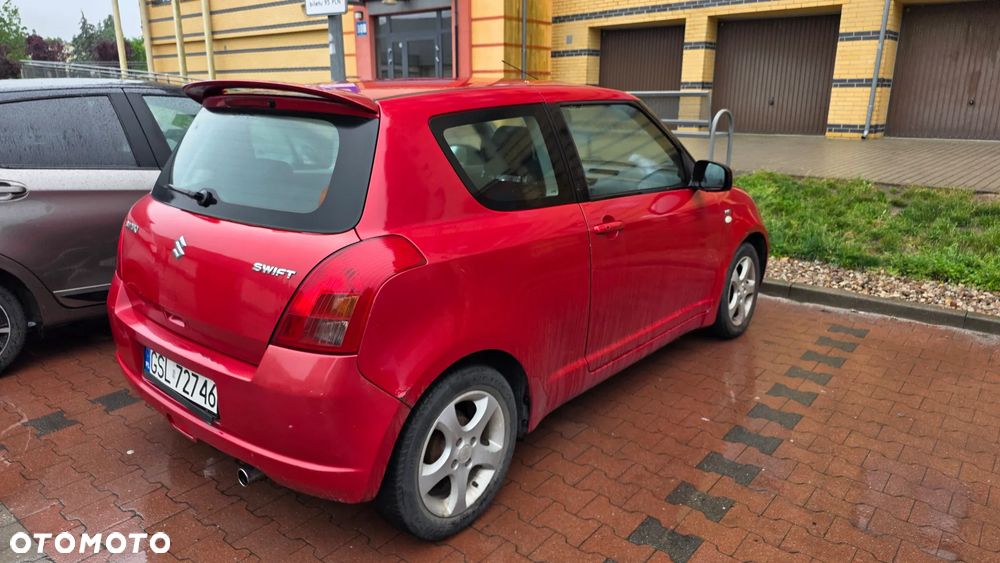 Suzuki Swift - 3