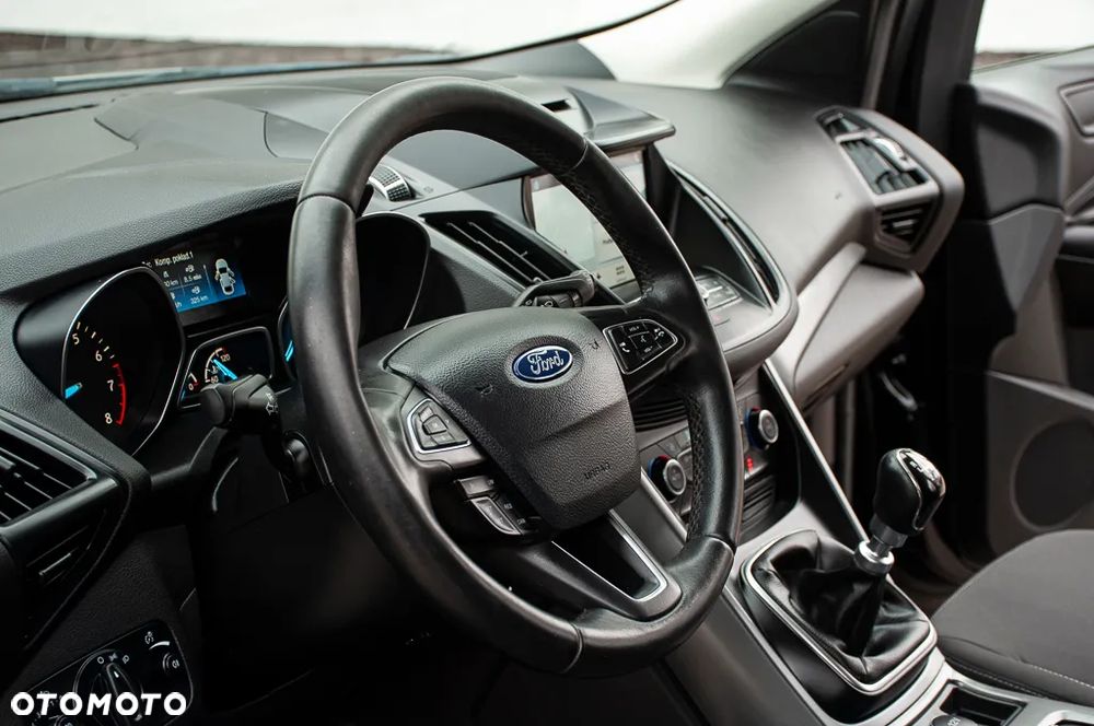 Ford Kuga 1.5 EcoBoost 2x4 Cool & Connect - 38