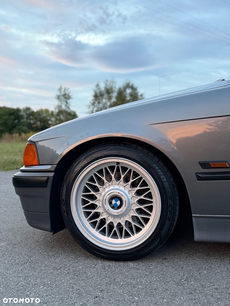 BMW Seria 3 320i - 8