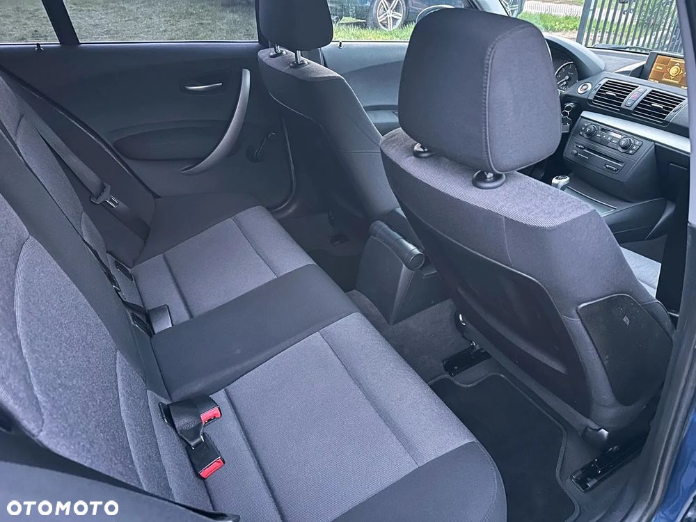 BMW Seria 1 116i - 28