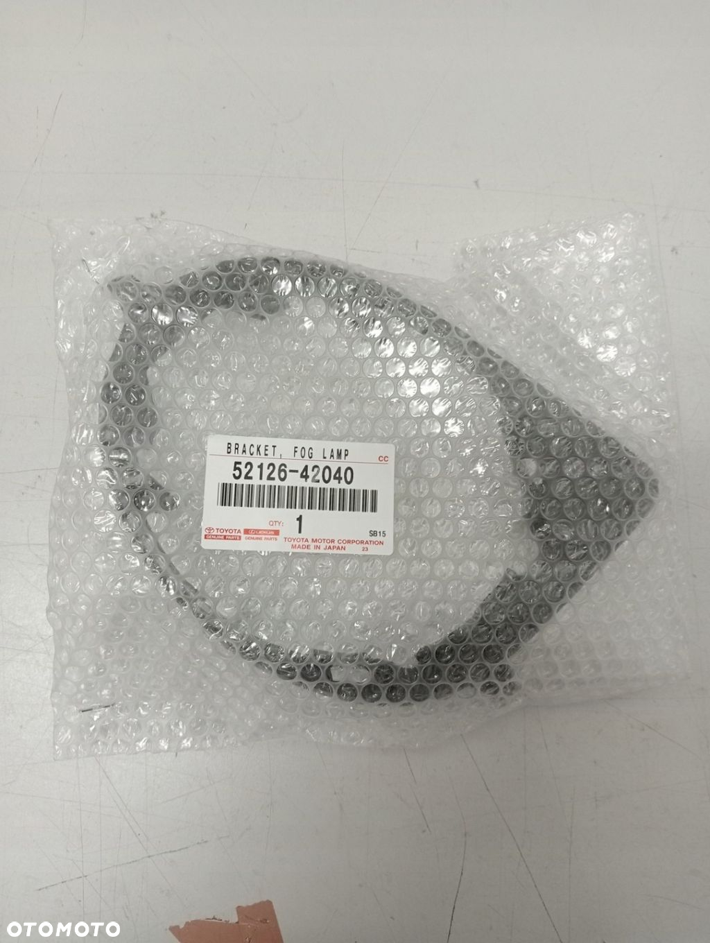 RAMKA HALOGENU LEWY PRZÓD TOYOTA RAV4 III LIFT 52126-42040 - 2