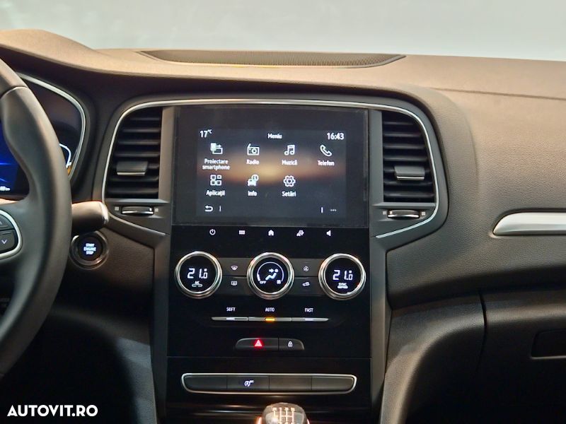 Renault Megane TCe 140 GPF Techno - 16