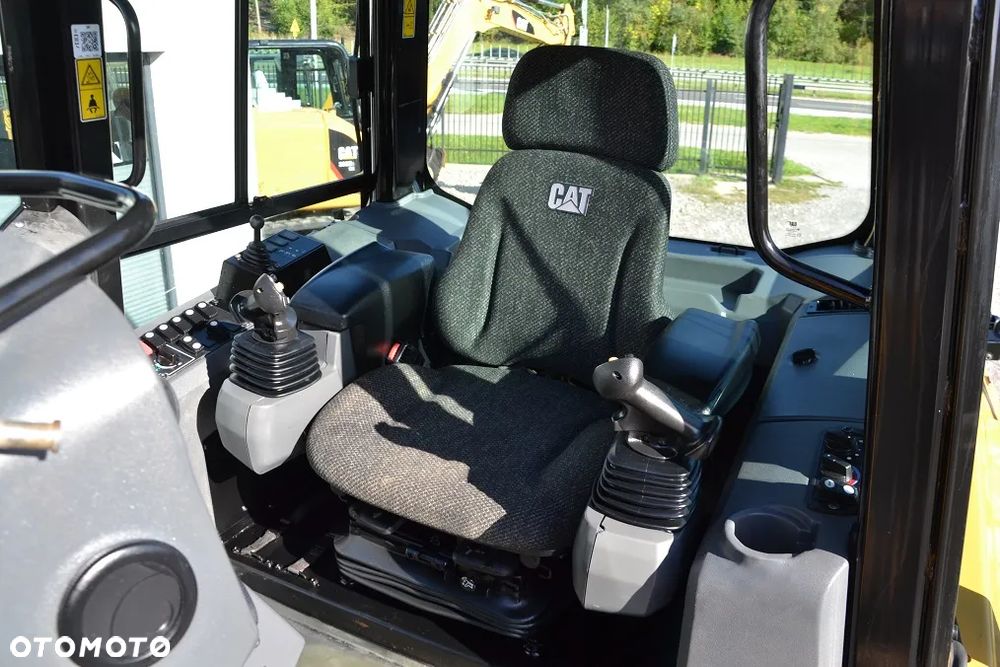 Caterpillar D6K 2 LGP, TYLKO 5800 MTH - 22
