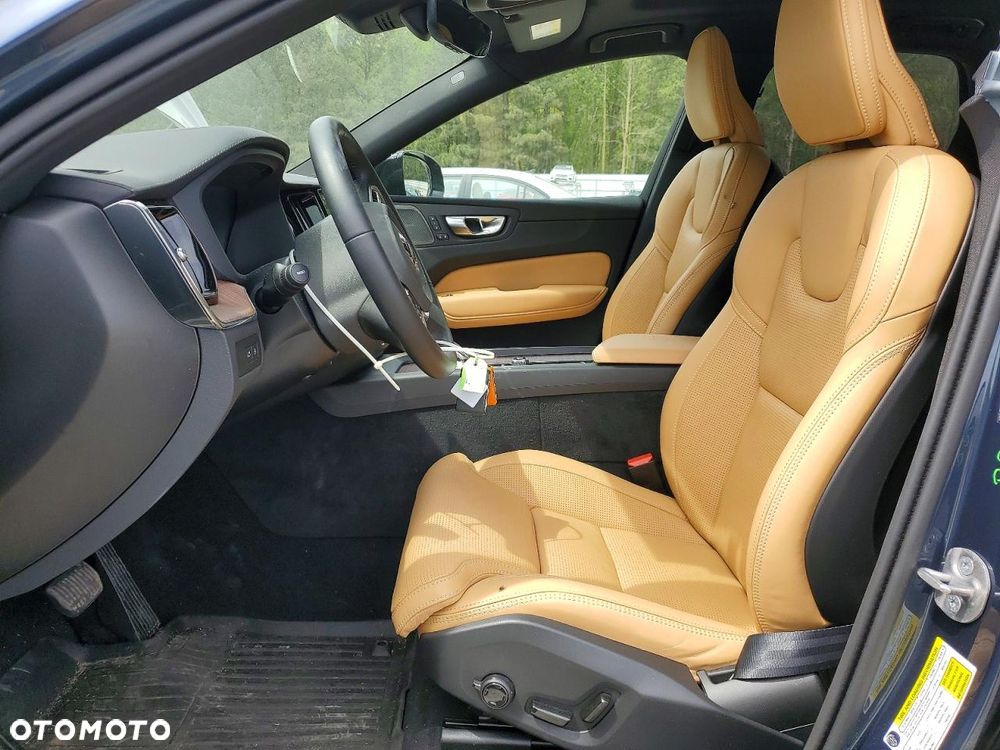 Volvo XC 60 - 6
