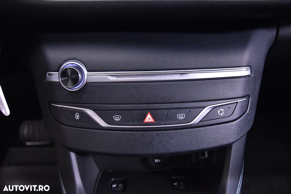 Peugeot 308 - 18