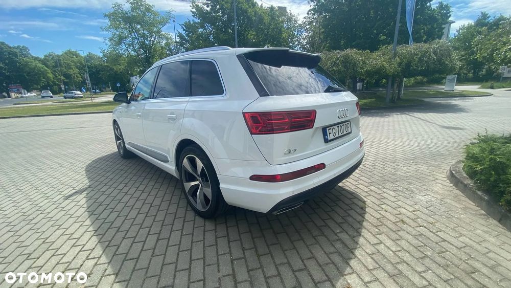 Audi Q7 3.0 TDI ultra Quattro Tiptronic - 10