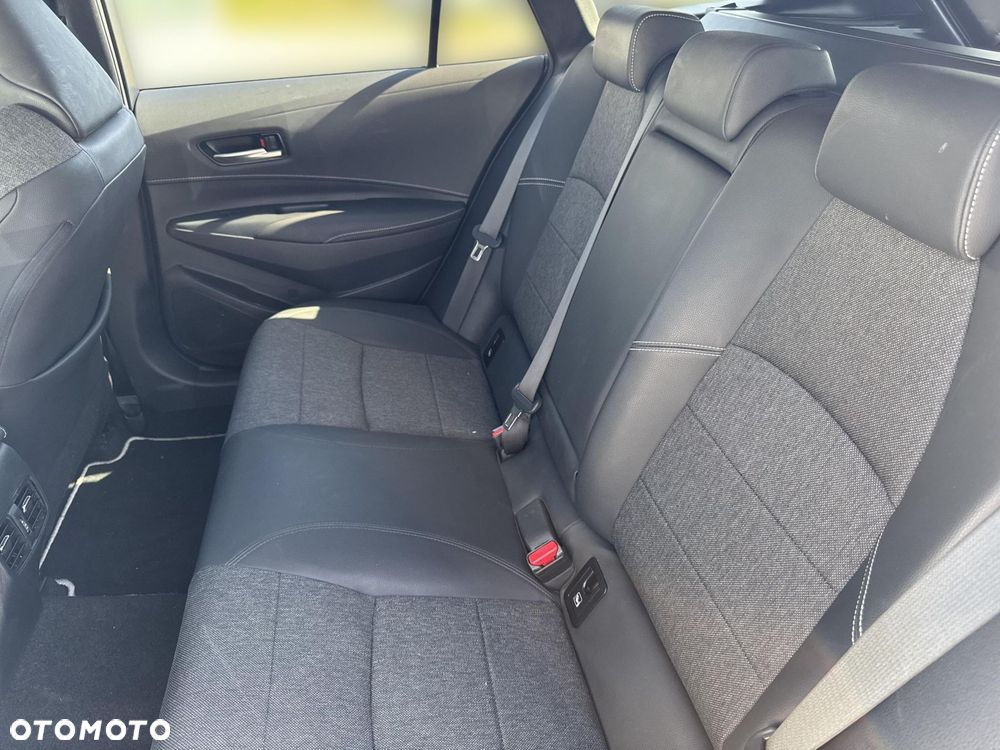 Toyota Corolla 1.8 Hybrid Style - 14