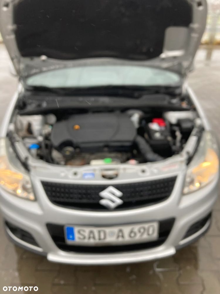 Suzuki SX4 1.6 Comfort - 4