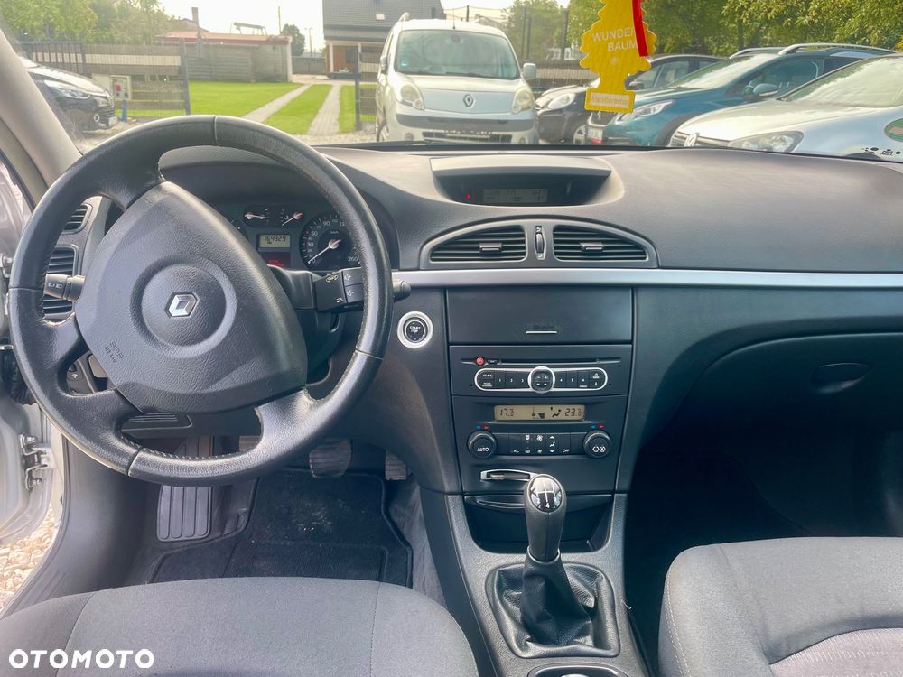 Renault Laguna - 28
