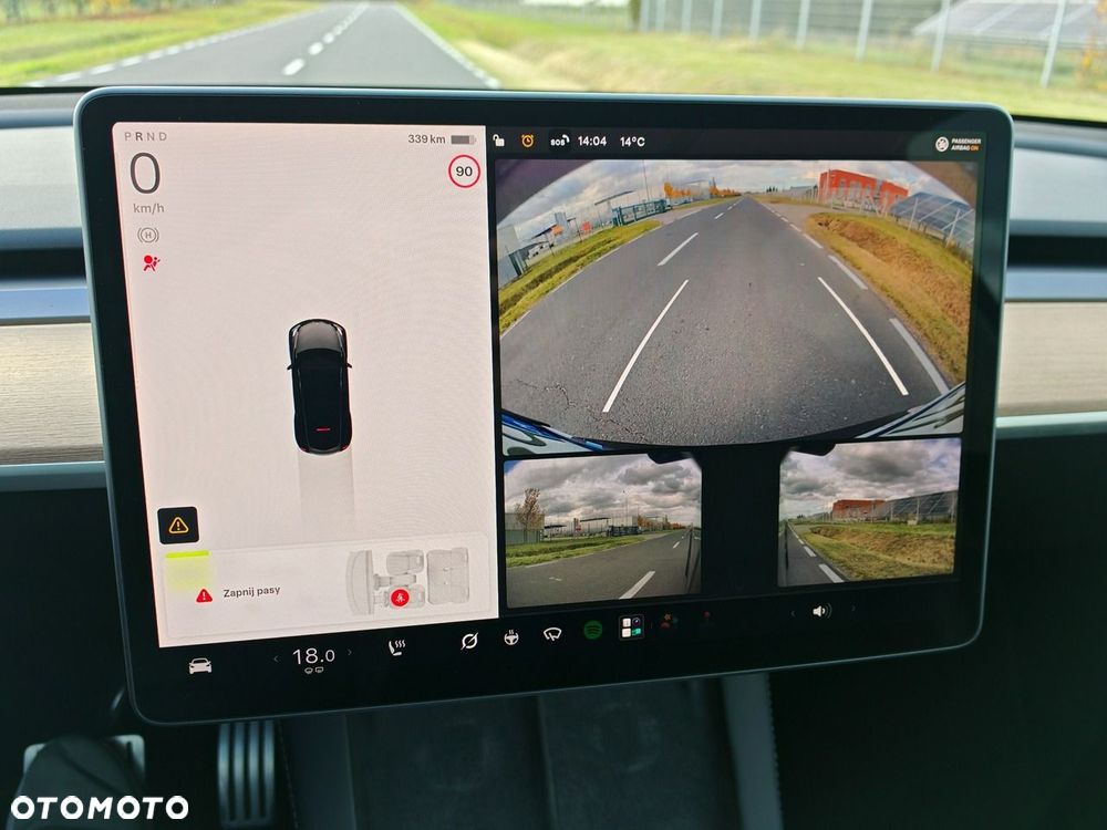 Tesla Model Y Performance Dual Motor AWD - 28