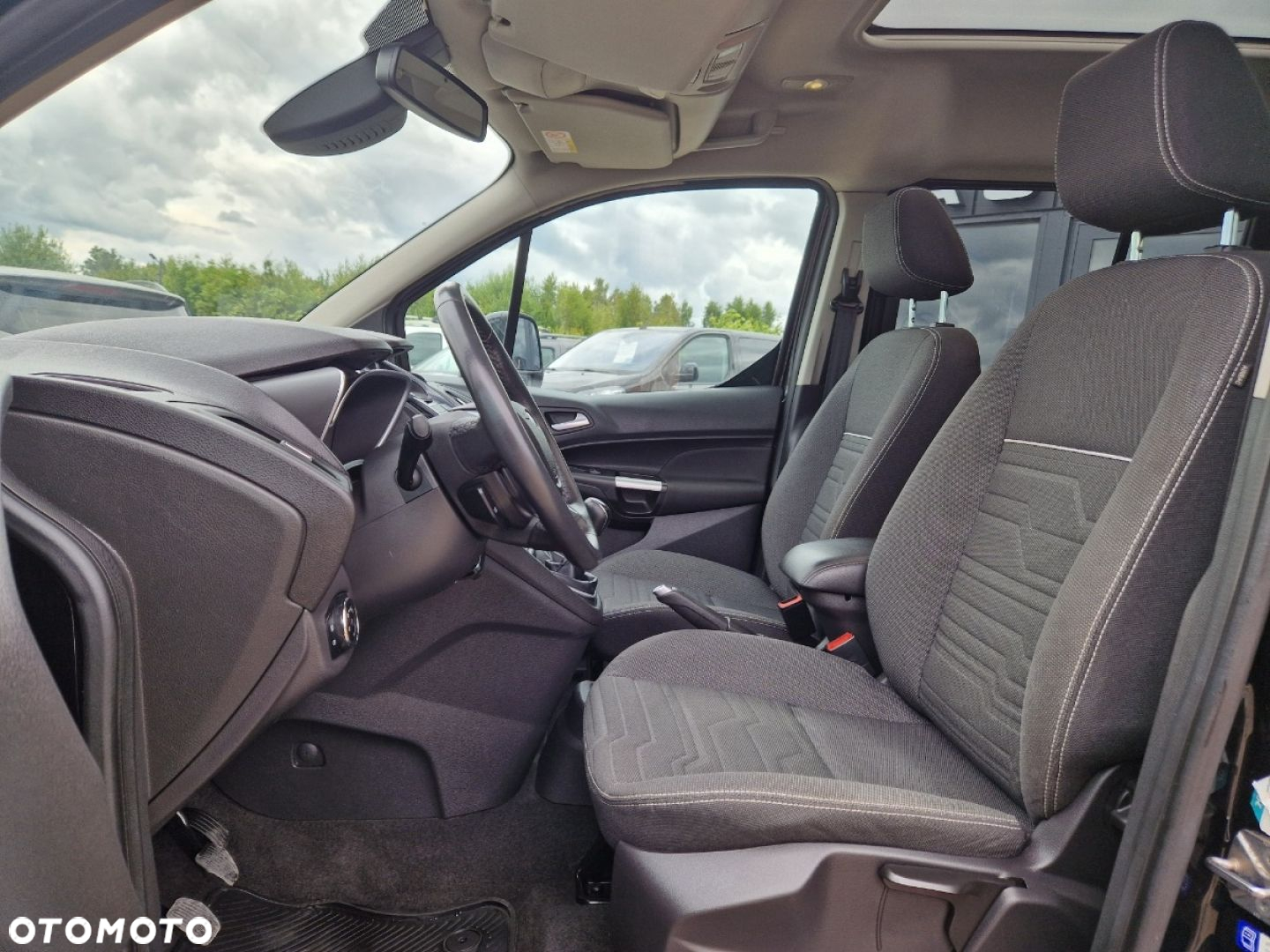 Ford Tourneo Connect Grand 1.6 TDCi Titanium - 5