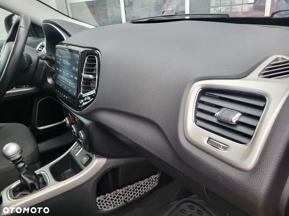 Jeep Compass 1.6 MJD Longitude FWD S&S - 16