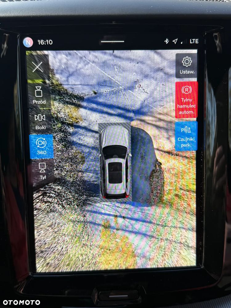 Volvo XC 60 B5 B AWD Plus Dark - 9