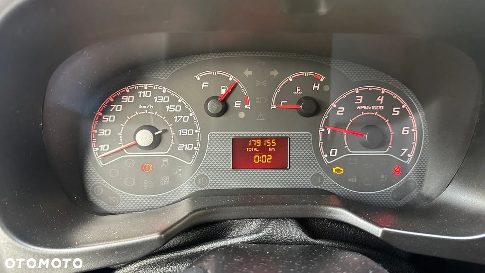 Fiat Fiorino 1.4 Easy - 8