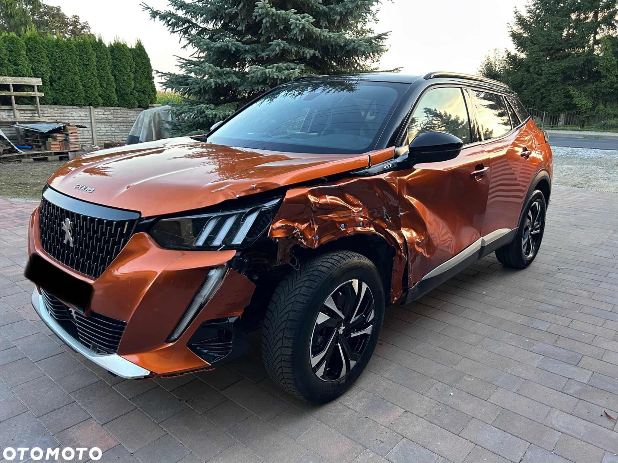 Peugeot 2008 BlueHDi 130 EAT8 GT - 7
