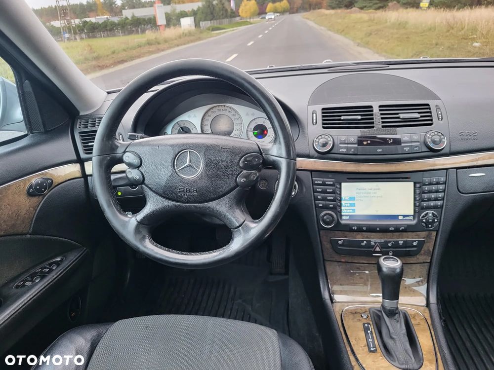 Mercedes-Benz Klasa E - 20