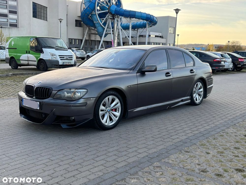 BMW Seria 7 750i - 3