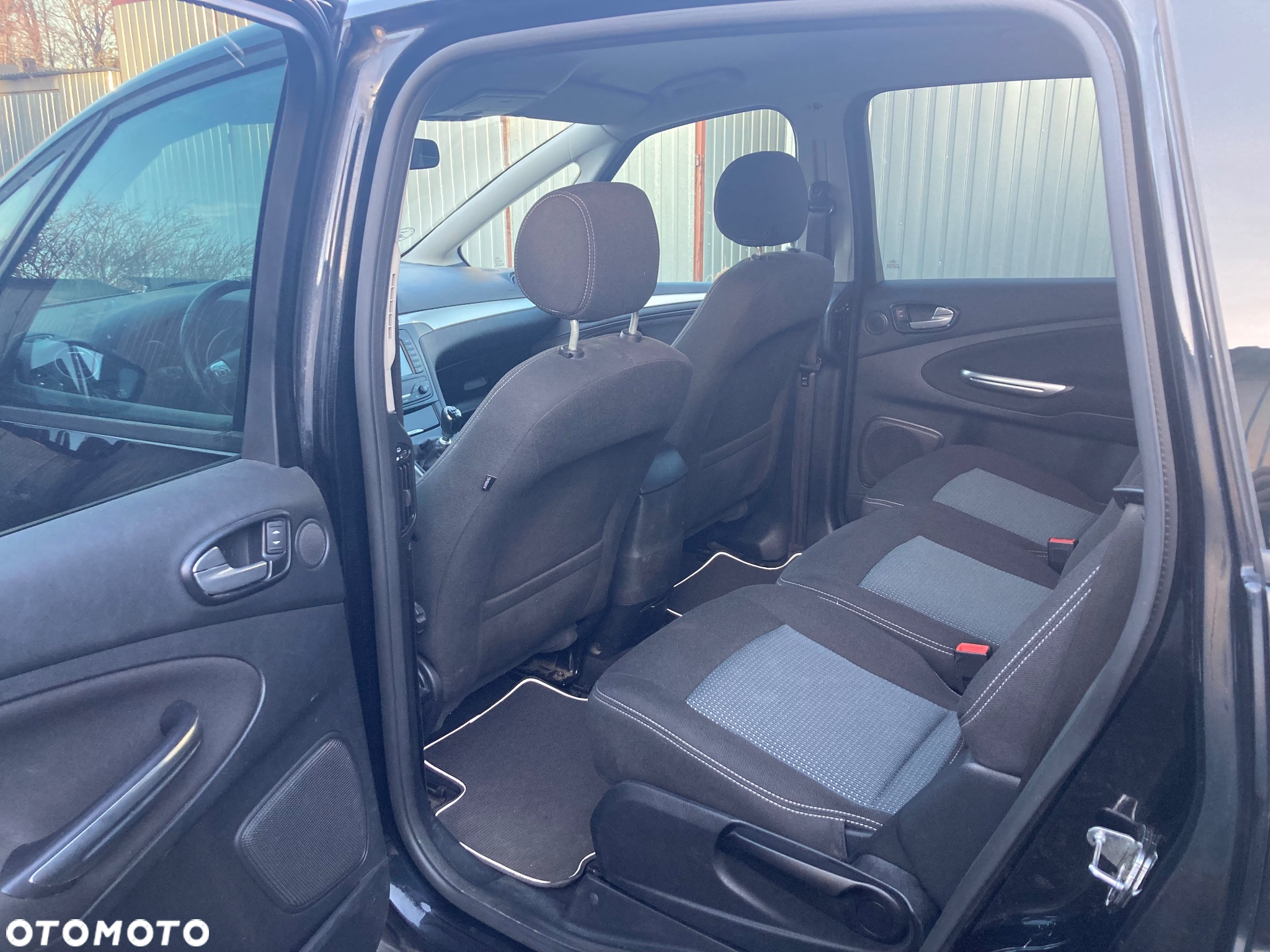 Ford S-Max - 9