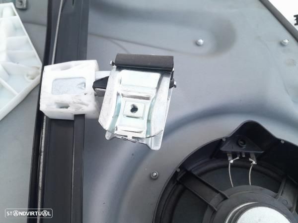 Elevador Frente Dto Mercedes-Benz A-Class (W169) - 6