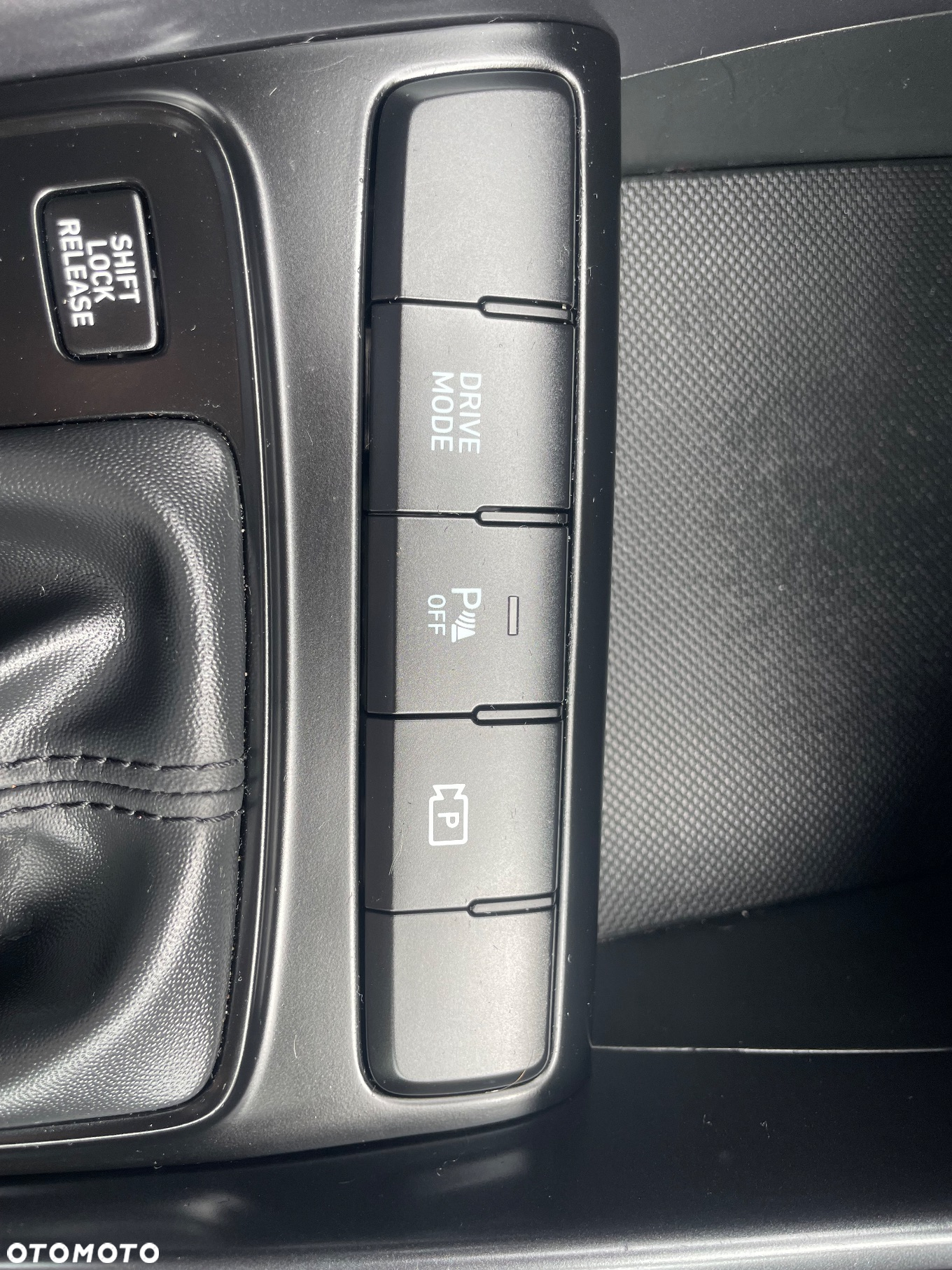 Hyundai Bayon 1.0 T-GDI Executive DCT - 25