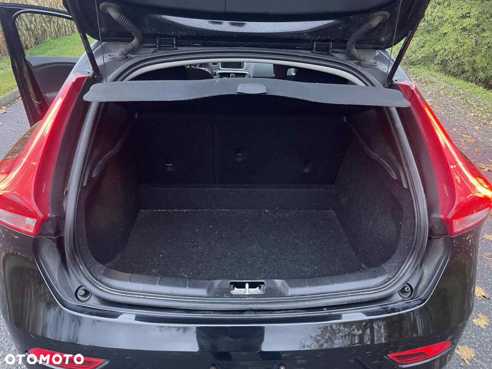 Volvo V40 D2 Drive-E Momentum - 15