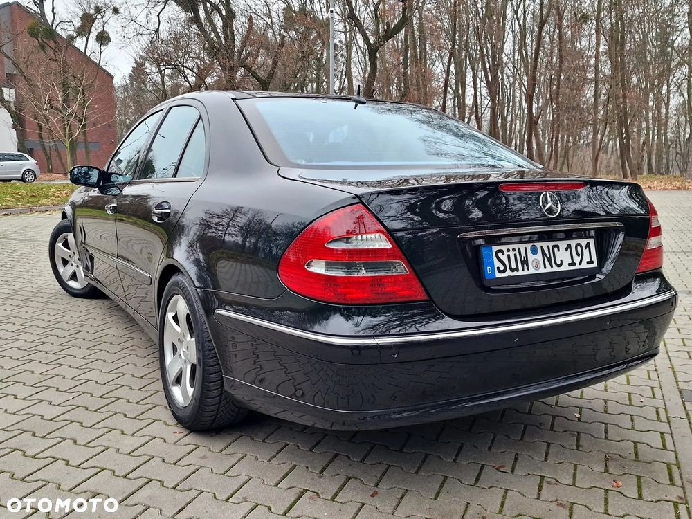 Mercedes-Benz Klasa E 320 CDI Avantgarde - 16