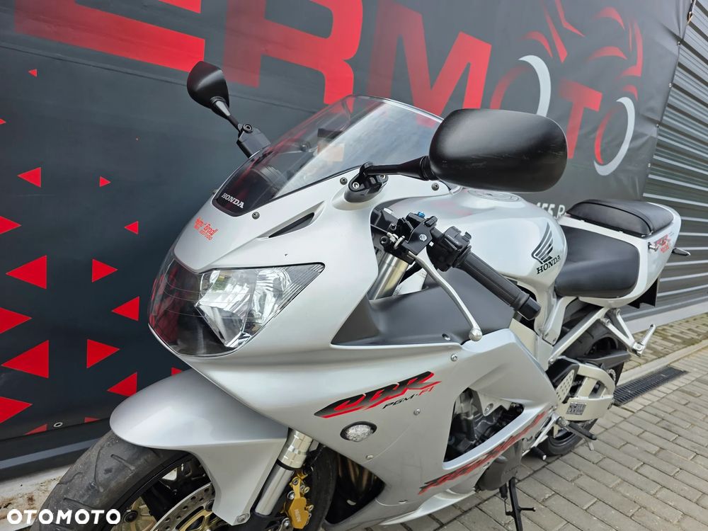 Honda CBR - 12