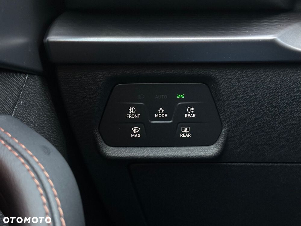 Cupra Leon 1.5 eTSI DSG - 19