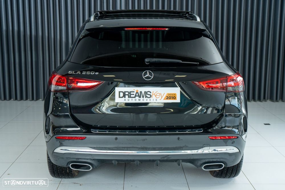 Mercedes-Benz GLA 250 e 8G-DCT AMG Line - 3