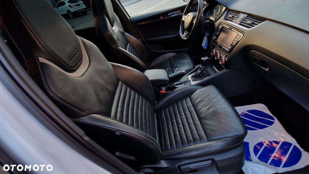 Skoda Octavia 2.0 TDI (Green tec) DSG RS - 24