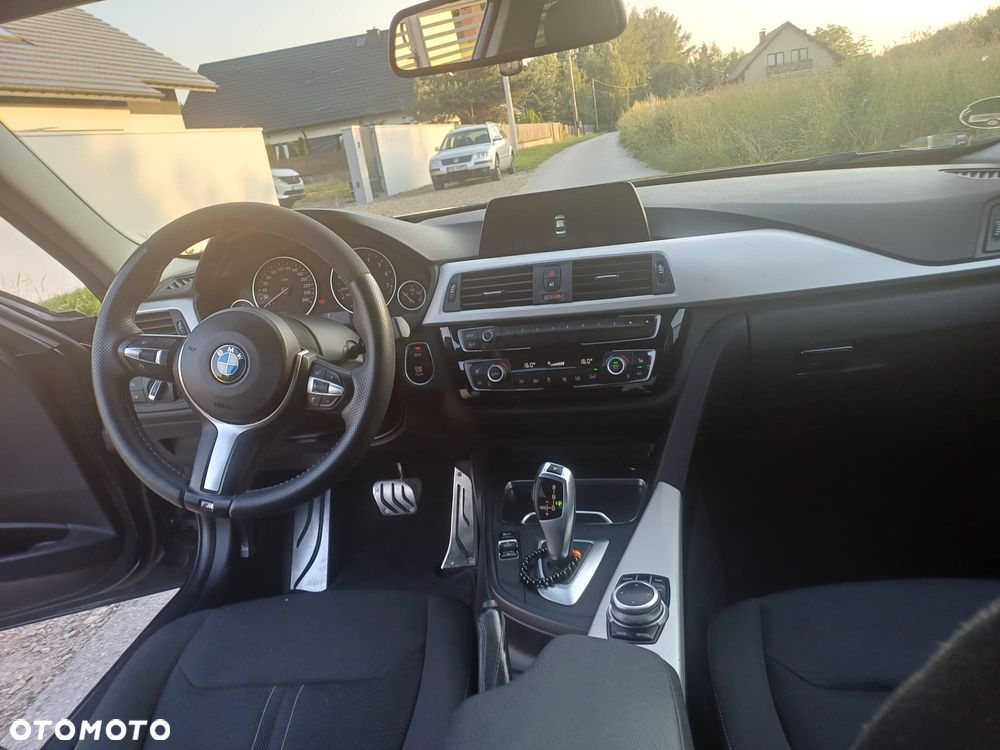 BMW Seria 3 318i Sport Line - 13