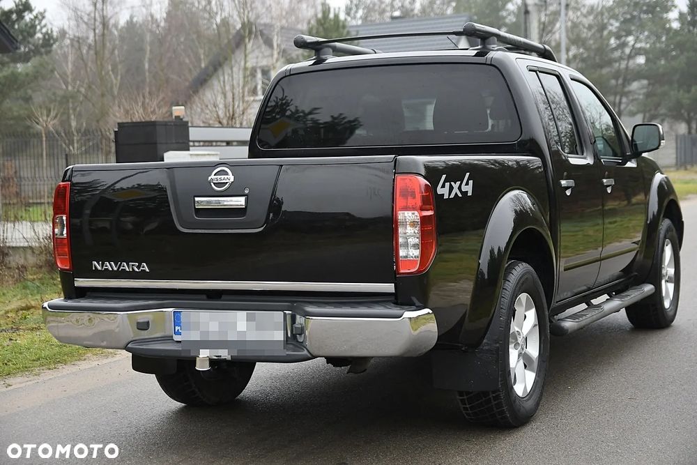 Nissan Navara 2.5 D Platinum - 10