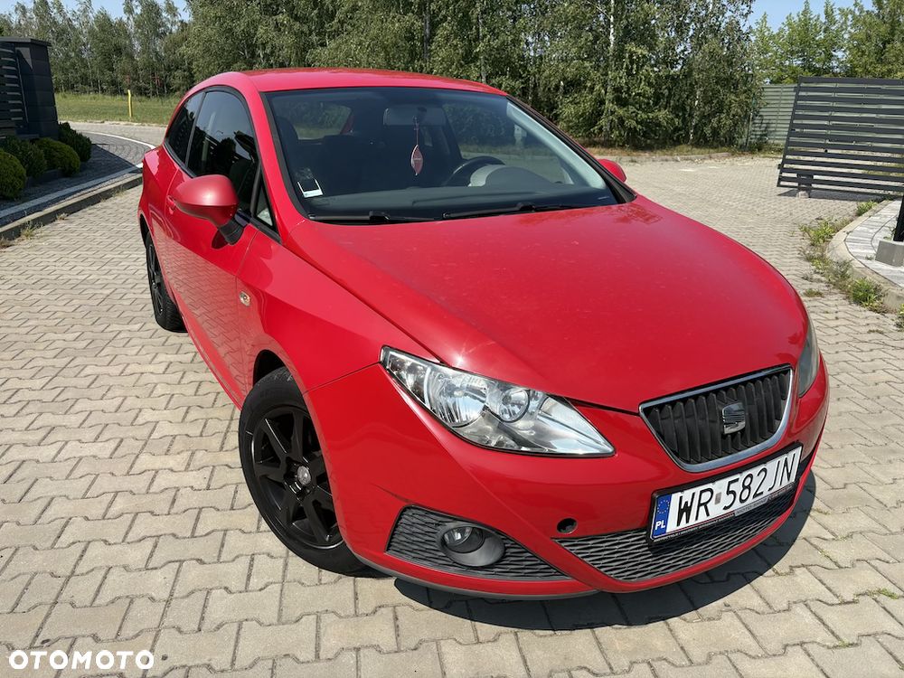 Seat Ibiza SC 1.6 16V DSG Sport - 2