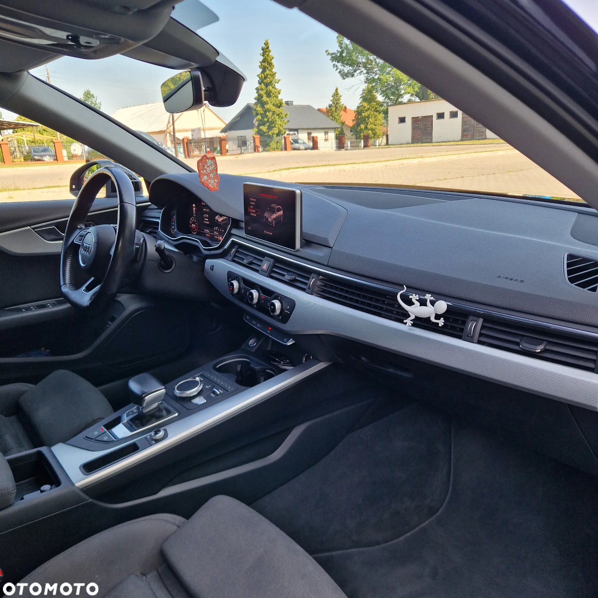 Audi A4 2.0 TFSI ultra Sport S tronic - 27