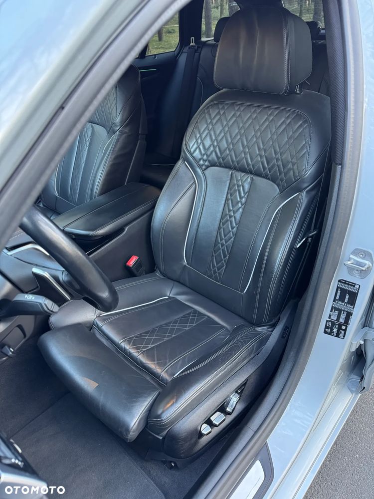 BMW Seria 5 530i xDrive Sport Line sport - 27