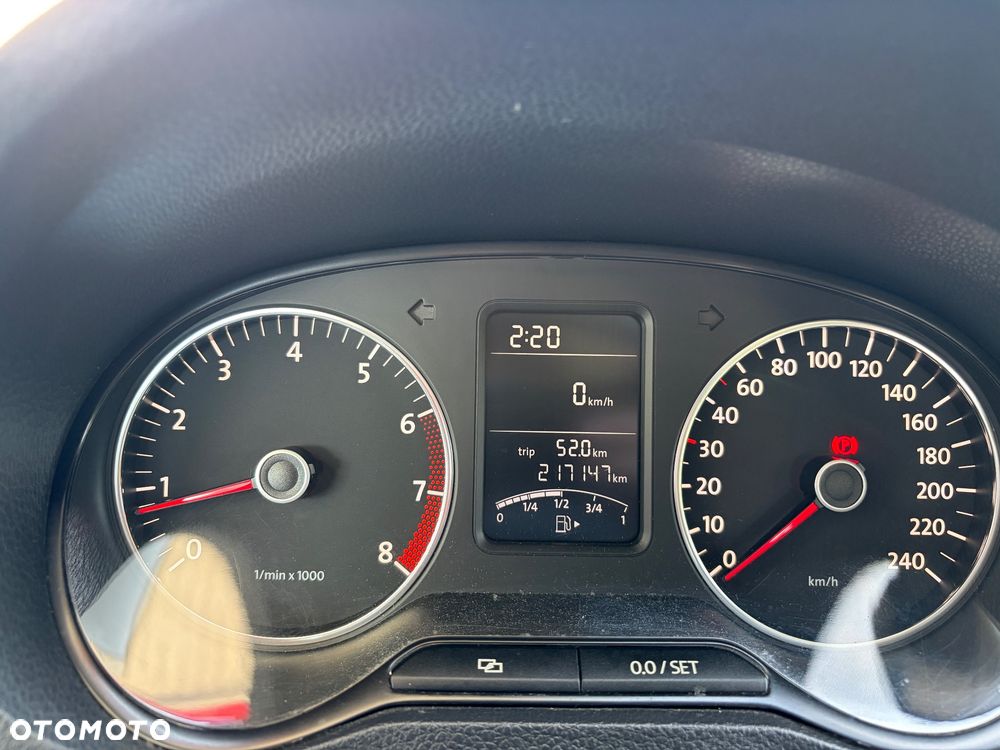 Volkswagen Polo 1.4 Highline - 16