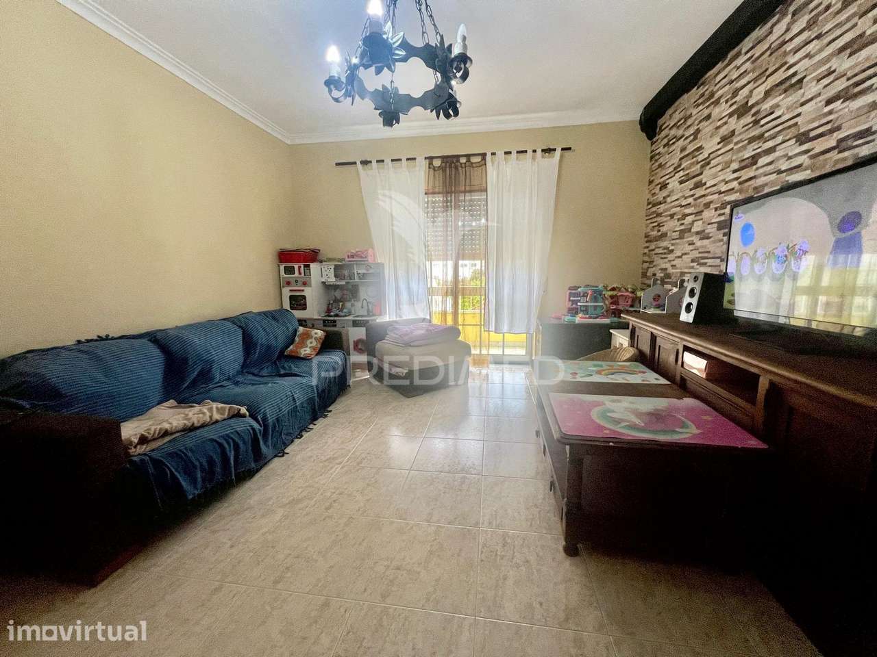 Apartamento T2 com arrecadação - Centro Pinhal Novo - Grande imagem: 2/28