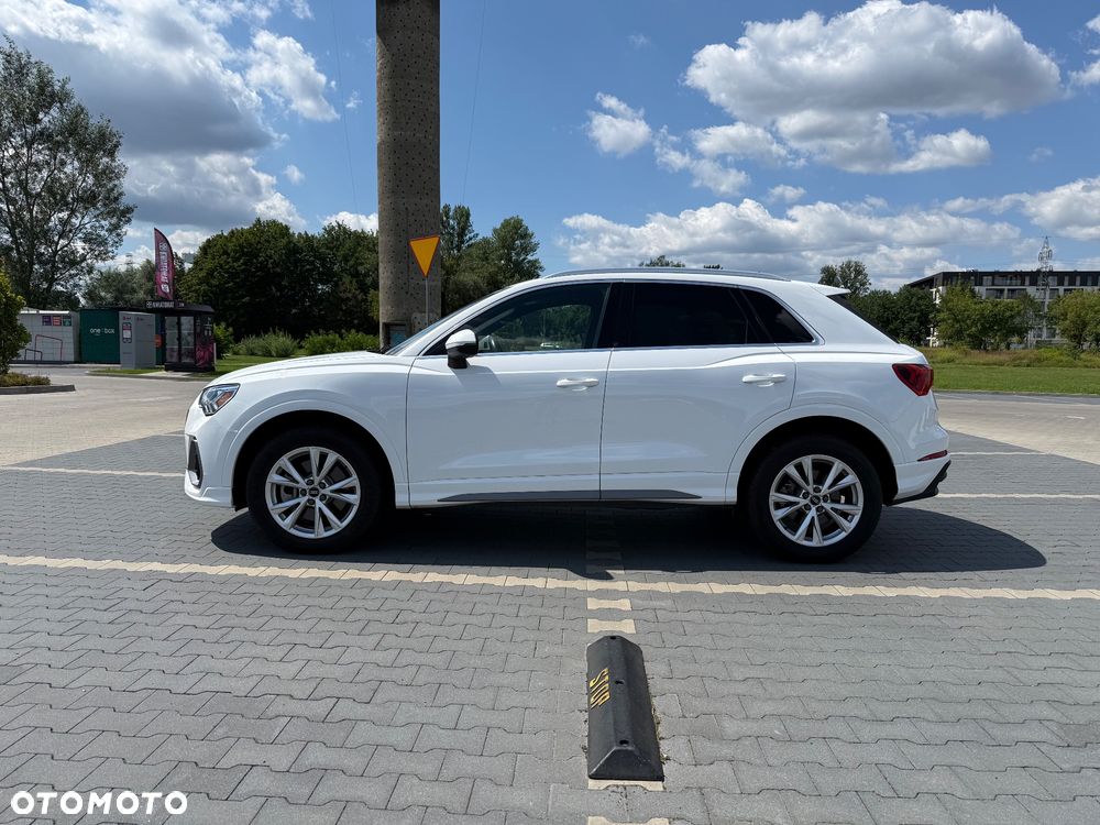 Audi Q3 2023 photo 3