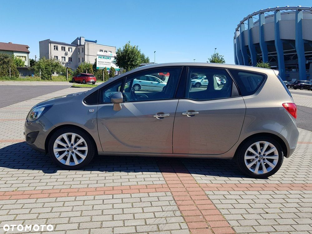 Opel Meriva - 8