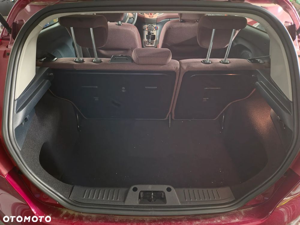 Ford Fiesta - 10