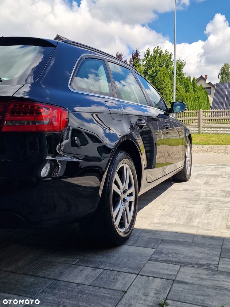 Audi A4 Avant - 9