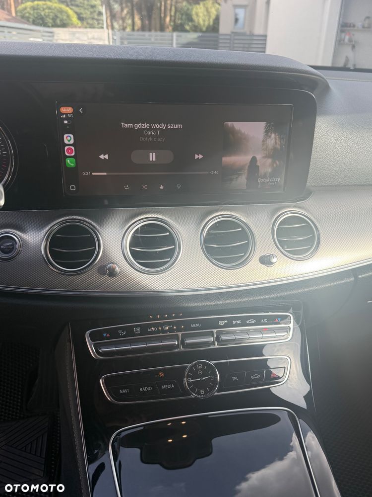 Mercedes-Benz Klasa E 220 d 4-Matic 9G-TRONIC - 12