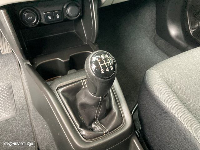 Suzuki Swift 1.2 Dualjet Hybrid MT Club - 30