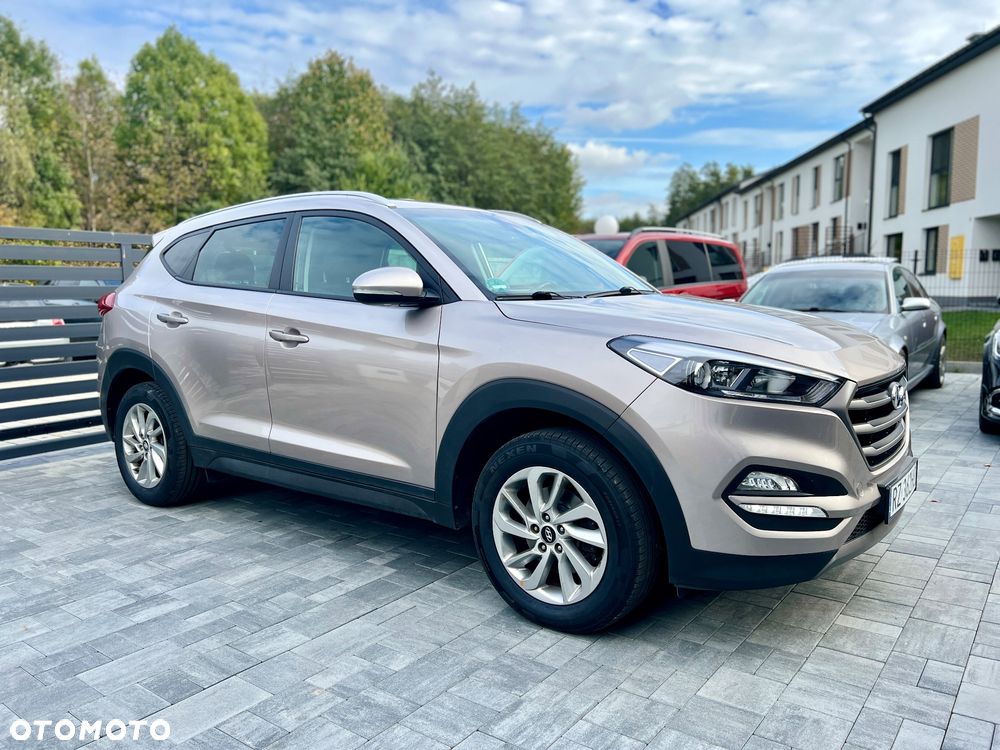 Hyundai Tucson blue 1.7 CRDi 2WD Intro Edition - 11