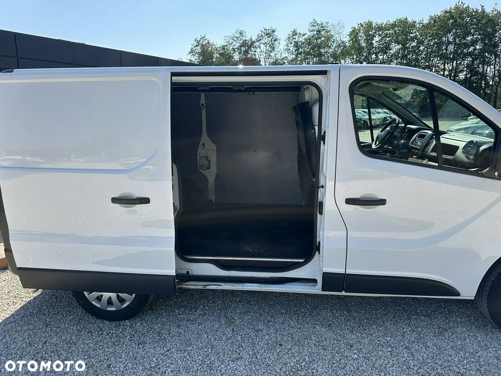 Renault Trafic - 12