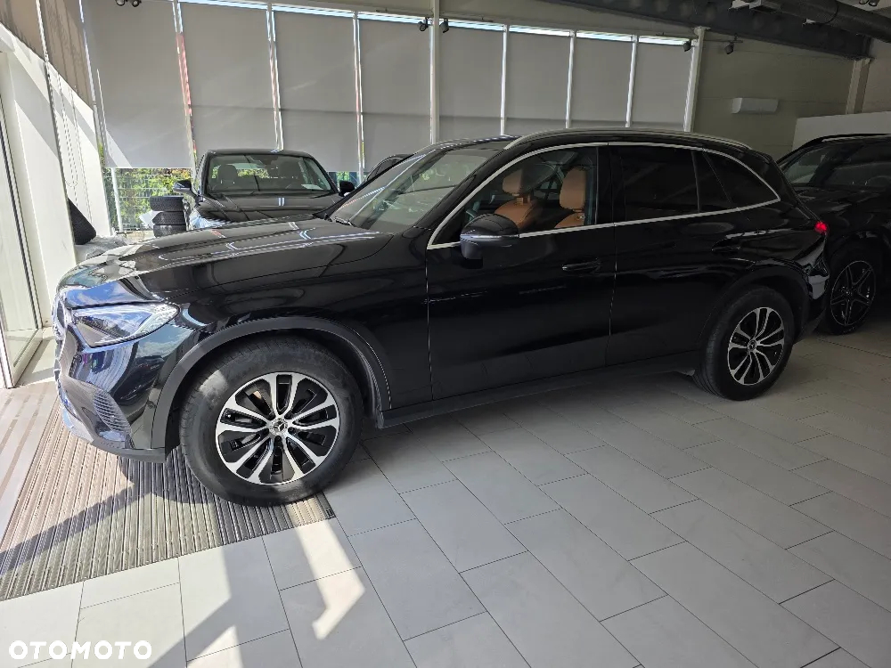 Mercedes-Benz GLC - 9