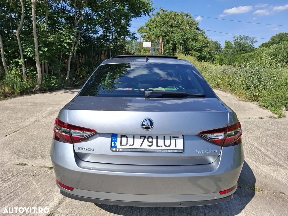 Skoda Superb 2.0 TDI DSG Laurin & Klement - 13
