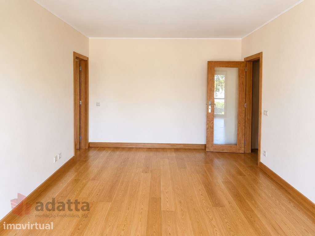Apartamento T1 renovado com elevador em Coimbra, perto de tudo. - Grande imagem: 2/12