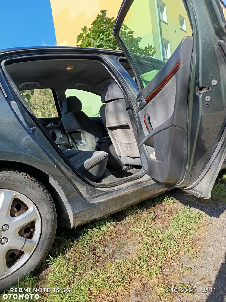 Peugeot 407 1.6 HDI Presence - 5